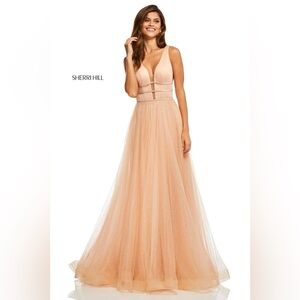 SHERRI HILL Tan Designer Gown